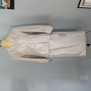 Brand New w/tags Suit Studio Size 6 Dress Suit New w/tags